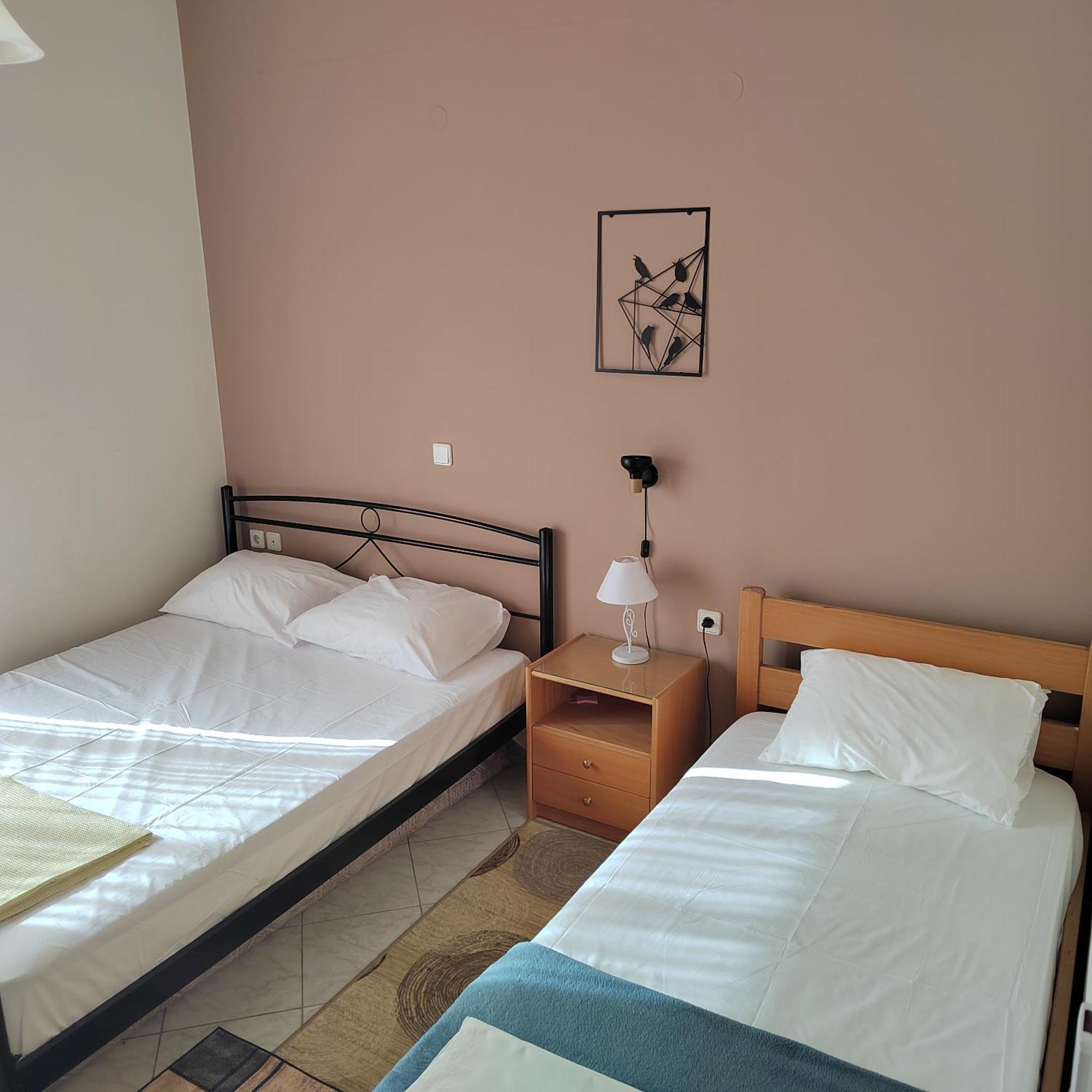Manos Apartments Колимварион Экстерьер фото
